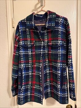 Gap Plaid Button-Up sweater Shacket Jacket - Navy, Green & Red